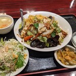 良記 餃子酒場 - ホイコーロー炒飯丼セット