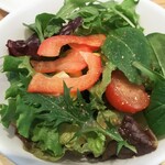 ボーノ - サラダが 美味しい
