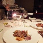 リストランテ イル コンティヌオ - 岩手県産白金豚ロース肉のロースト+フォアグラ('12.08月より)