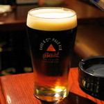 HUB - 2012.8 ブラック＆タン（1Pint900円）