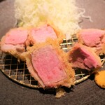 カツレツMATUMURA - 雪室熟成豚フィレ肉低温カツレツのアップ