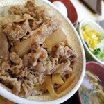 すき家 - 牛丼（大盛）ランチセット