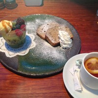 アーティスト カフェ - 
