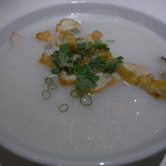 謝甜記 - とりかゆ　683円　サイズ　普通　　お粥の概念が変わりました。