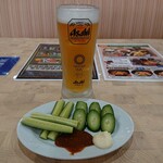 Gadendaininguraku - クーポン生ビールと辛味噌きゅうり