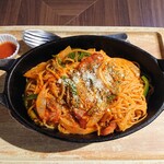 Pizza&Trattoria Baraku - 鉄板たまごのナポリタン(780円)