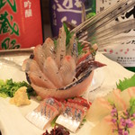 武蔵野うどん じんこ - 新鮮鮮魚の刺身