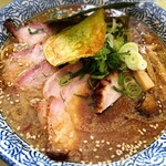 らーめん森や。 - カリフリちゃーしゅーめん(細麺、味噌、5枚)