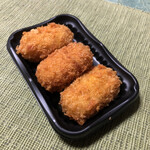 レストランデリバリ～HACHI - カニクリームコロッケ(3個) ¥750