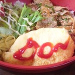 Haga E'os - オムレツピリ辛焼肉丼