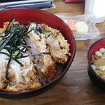 新次亭 - 煮カツ丼