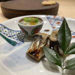 鮨 うがつ - 鰯の味醂干し焼き