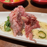 焼肉ワインバル OYAKATA - 