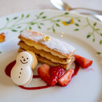 カステッロ - 2021.1 ミルフィーユ トリュフ風味のアイス添え