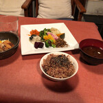 ＭＯＭＩＮＯＫＩ ＨＯＵＳＥ - 豆腐ステーキランチ　１５１０円