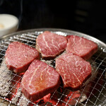 Shichirin Yakiniku Tanoshiira - シャトーブリアン