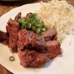 ざぶとん - コスパ最高！サイコロステーキ200円