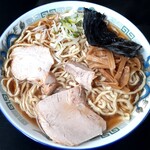 ケンちゃんラーメン - 中華そば(750円也) 固めの濃いめで注文したが…