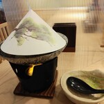 すし屋 銀蔵 - 寄せ鍋(小鍋)680円 加熱中