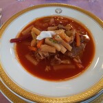 レストラン雪河亭 - ボルシチスープ（ビーフ）