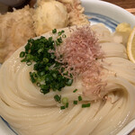 讃岐うどん　志成 - 