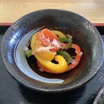 森のハンバーグ工房 ゆみさんち - 【日替わりランチの小鉢】パプリカのお浸し
