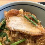 森のハンバーグ工房 ゆみさんち - 【チキンカツとじ丼】甘めに仕上げてあります。
