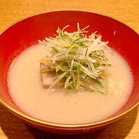 御成門はる - 鮪と先、白味噌仕立て