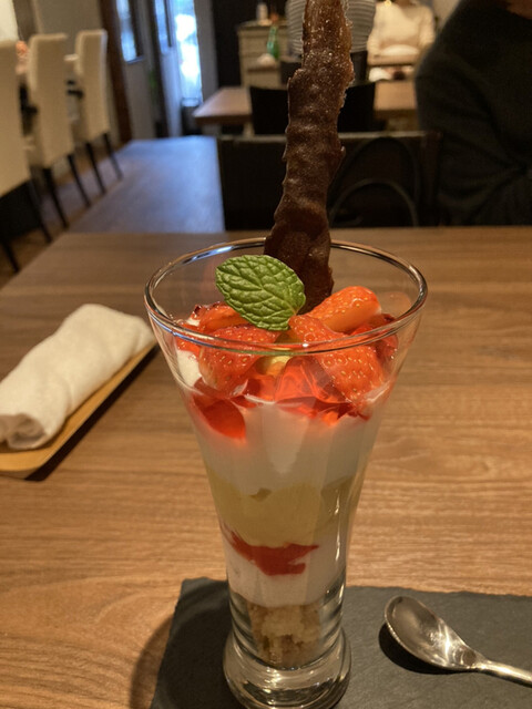 ル ペケレ Le Pequelet 香里園 フレンチ 食べログ