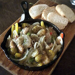 柊山ガーデン - タコとオリーブのアヒージョ