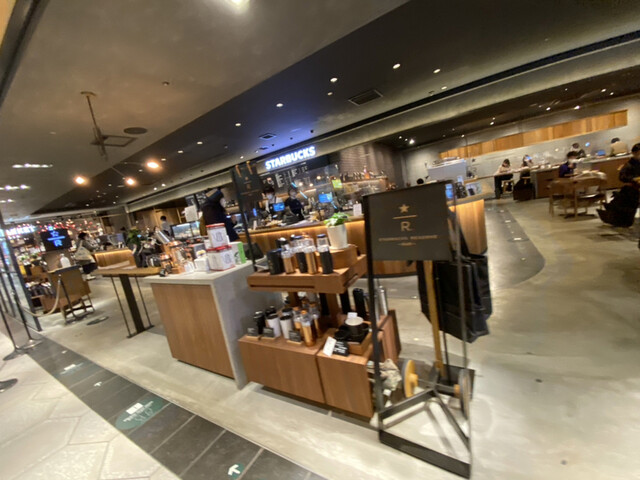 スターバックスリザーブ Lucua Osaka 地下2階店 大阪 カフェ 食べログ