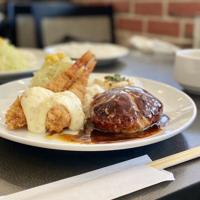 四ツ橋カフェ 西大橋 ハンバーグ 食べログ 四ツ橋カフェ 西大橋 ハンバーグ 食べログ