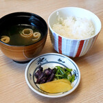 Yuushokubouya - ご飯と味噌汁と漬物