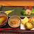 食彩 一入 - 料理写真:上:夏温野菜(ブロッコリー、海老、プチトマト、カボチャ)とトウモロコシソース、左下:焼きなすの餡掛、中央下:？、右下:ヤングコーンとトウモロコシの髭巻き天ぷら、ズッキーニの天ぷら、鱒の醤油炙焼、玉子焼