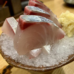 紫檀 手打ち蕎麦と焼鳥 - 佐賀シマアジの刺身