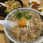 丸源ラーメン - 肉そば、炒飯、唐揚げ