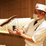 三宅輝 - 三河産活け鰻