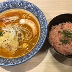 麺屋一燈 - オマール海老出汁ラーメン+桜海老の炊き込みご飯