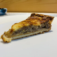 しまなみふれんち Murakami - 【アミューズ】
                    岩城（いわぎ）島レモンポークの自家製ベーコンと仏産栗のキッシュ