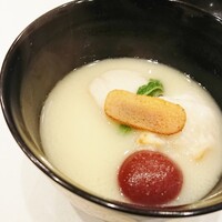 馬車道 大かわ - 白味噌のお雑煮