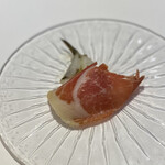 ウシマル - もち豚生ハムとハゼ