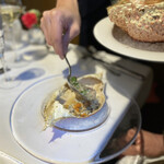 ウシマル - タカアシガニのリゾットを加え