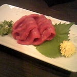 はあと - 馬ロース赤身刺し