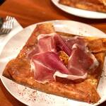 ポポット - ・ガレット：タマゴ、チーズ、生ハム、トマト 1,620円