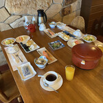 ホテルこだま - 例のごとくテーブルには料理がセットしてあります