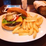 ハンバーガー&ステーキ BLA diner - 神戸牛チーズバーガー1380円