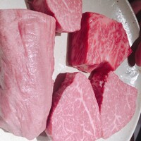 肉割烹 上 - 