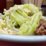 ラーメン二郎 - 横からの高さ