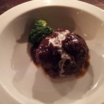 日南 - 軟骨ハンバーグ（ハーフ）