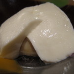 神保町 傳 - ホワイトアスパラガスと牛乳で仕上げた寄せ豆腐 